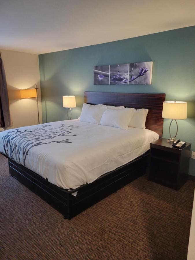 Sleep Inn Greensboro - Coliseum Area Exterior foto